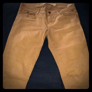 TAN ZARA JEANS. SZ 6.